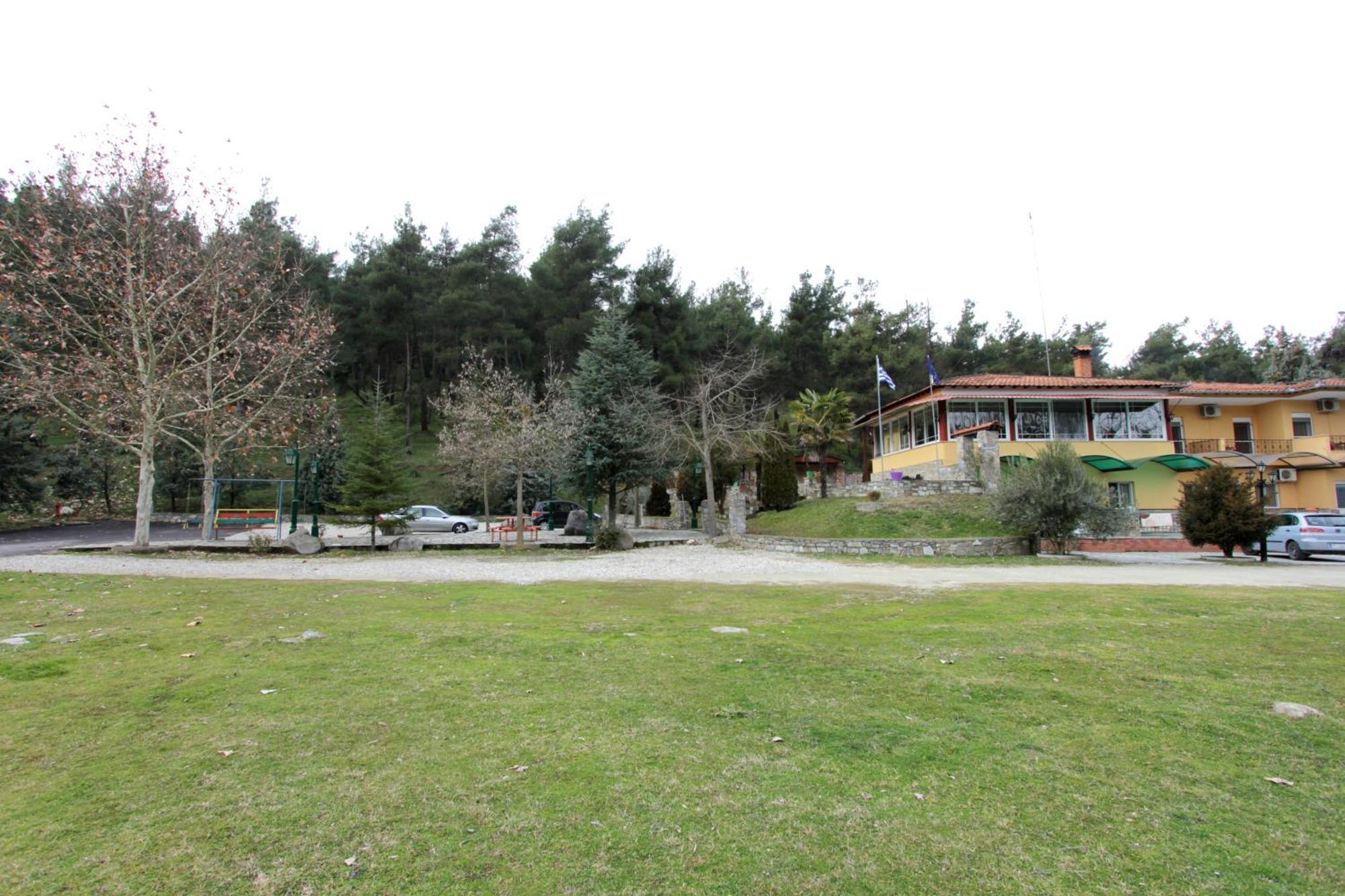 River Side Rooms Elassona Exterior foto