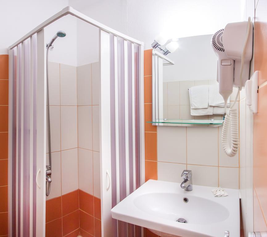 River Side Rooms Elassona Quarto foto