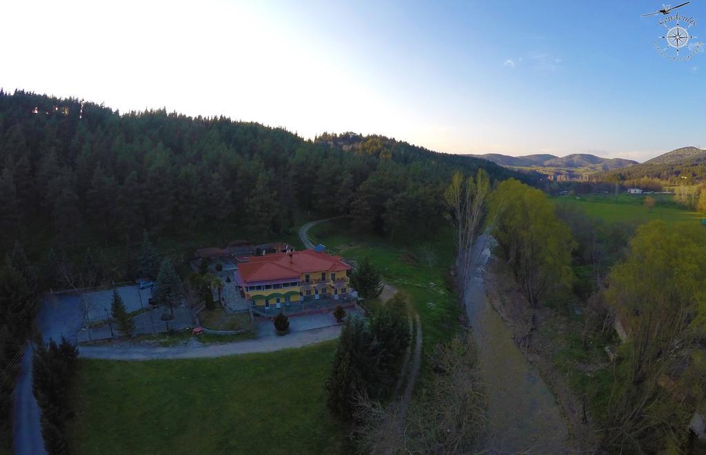 River Side Rooms Elassona Exterior foto