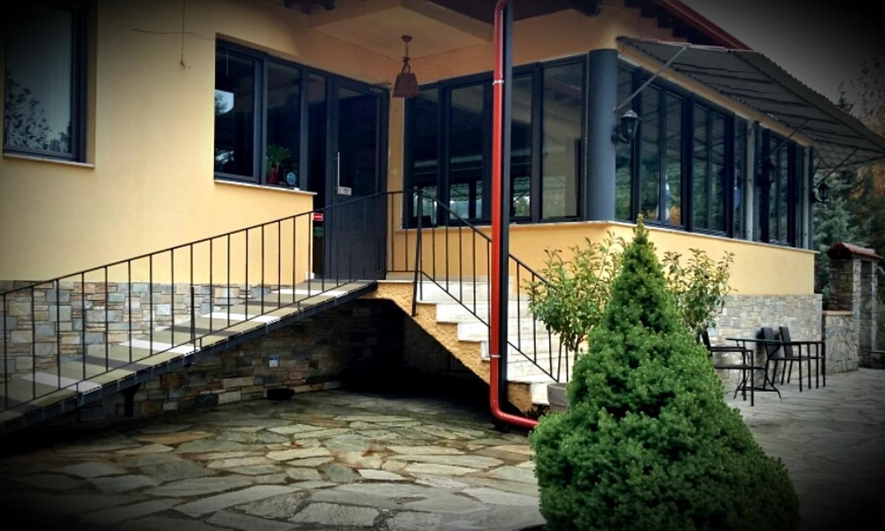 River Side Rooms Elassona Exterior foto